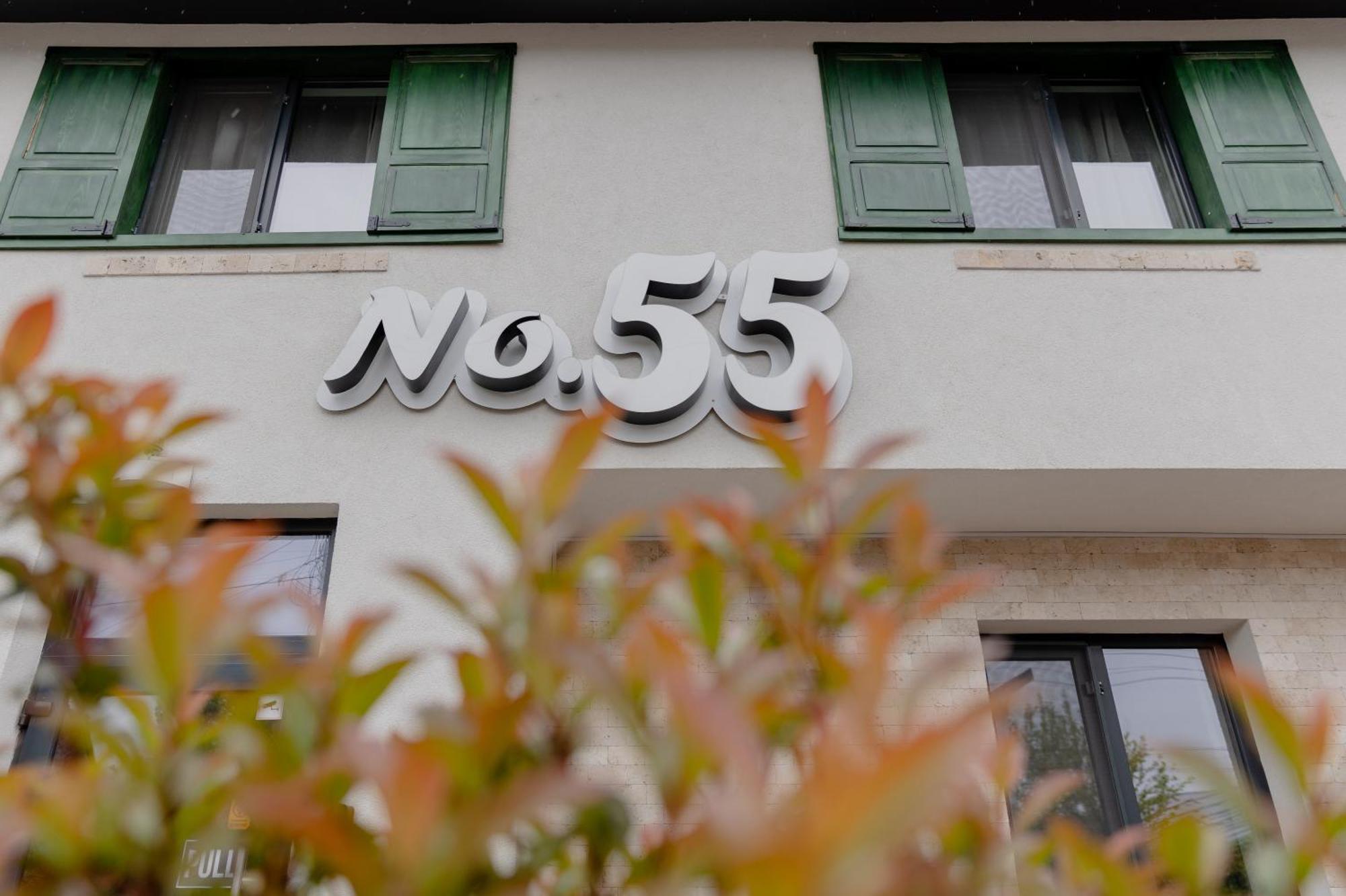 布泽乌 No. 55酒店 外观 照片