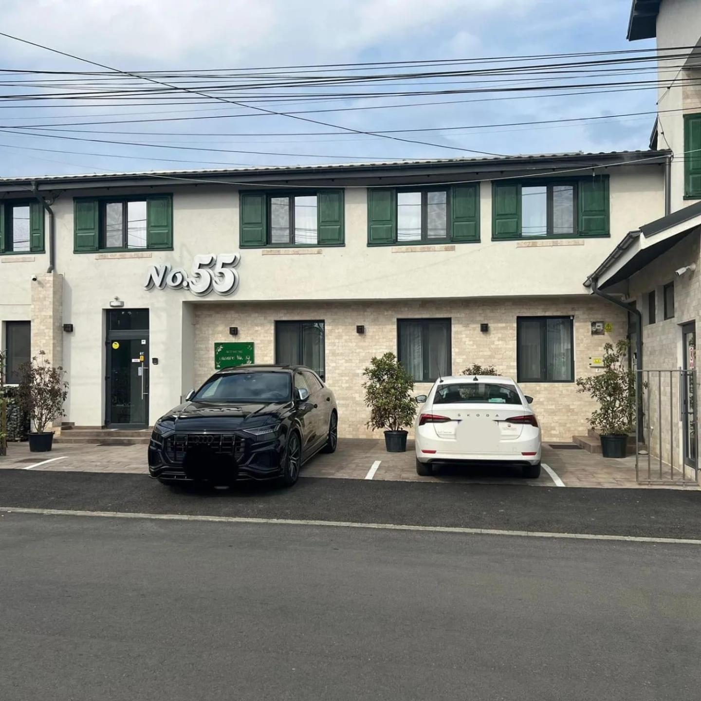 布泽乌 No. 55酒店 外观 照片